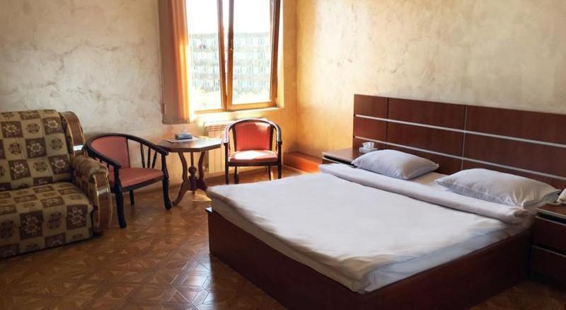 Primer Hotel Yerevan Room photo