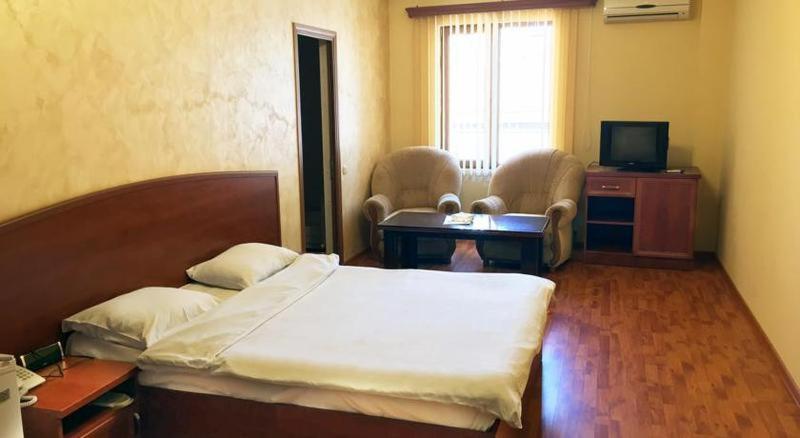 Primer Hotel Yerevan Room photo