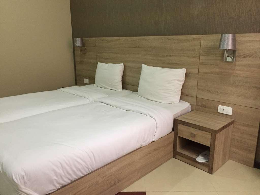 Primer Hotel Yerevan Room photo