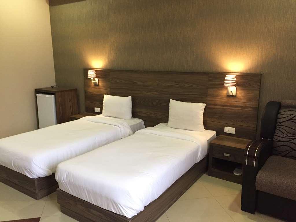 Primer Hotel Yerevan Room photo